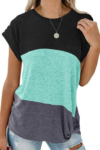 Camiseta Meridress de manga corta con nudo torcido y bloques de color