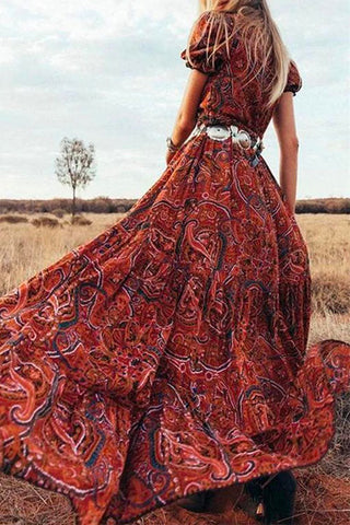 Vestido bohemio con cuello en V y mangas cortas con estampado de Meridress