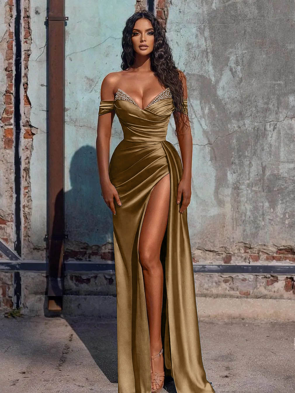 Langes Meerjungfrauen-Abendkleid aus Satin mit Schlitz