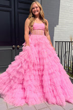 A-Linien-Abendkleid aus glitzerndem Tüll, trägerlos und mit Rüschen