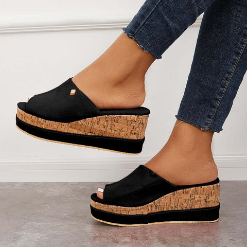 Bequeme Slip-on-Sandalen mit Korkfußbett und Plateau-Keilabsatz 