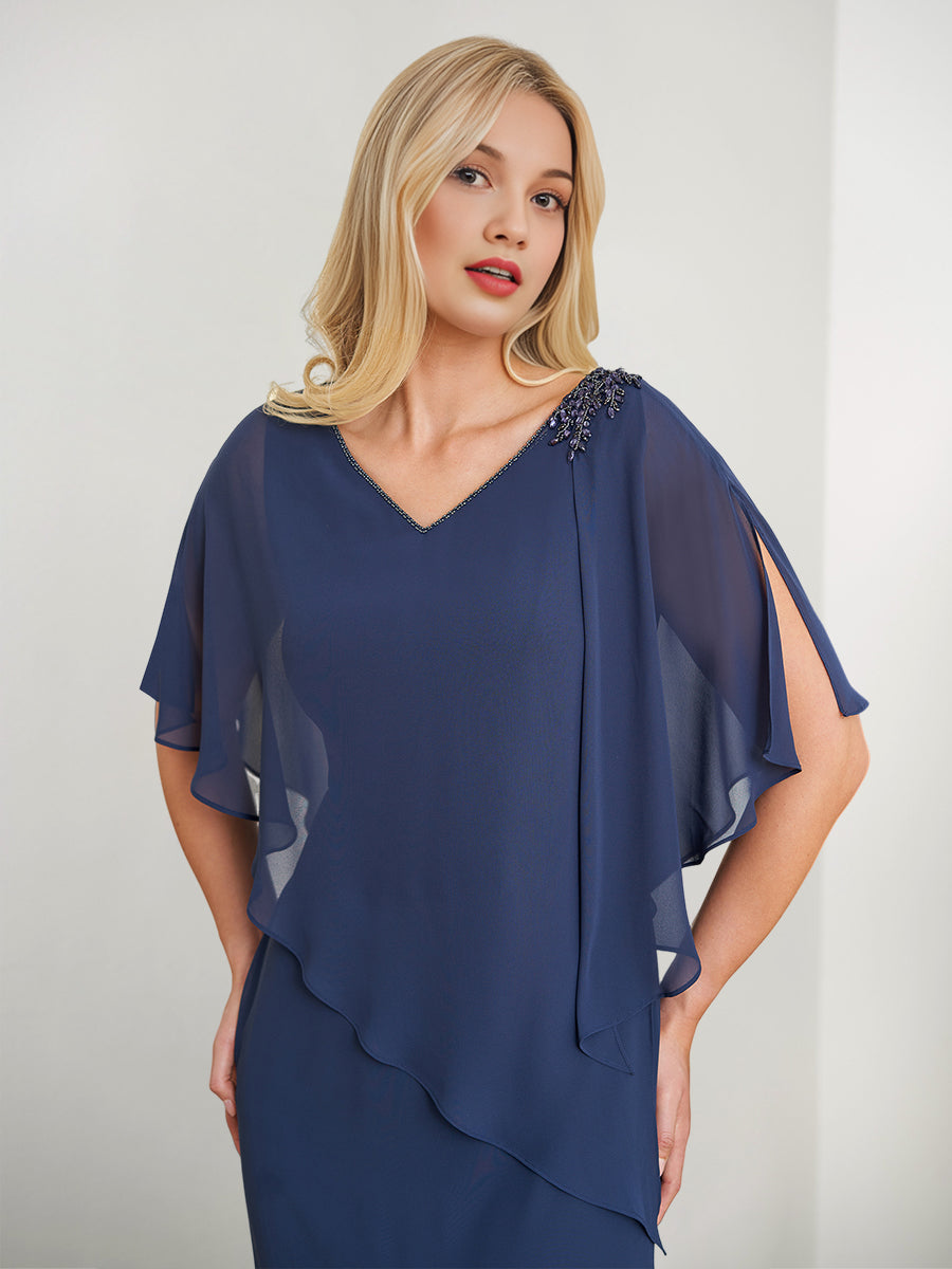 Etui-/Säulenkleid mit V-Ausschnitt für die Mutter der Braut mit Perlenstickerei und Seitenschlitz 