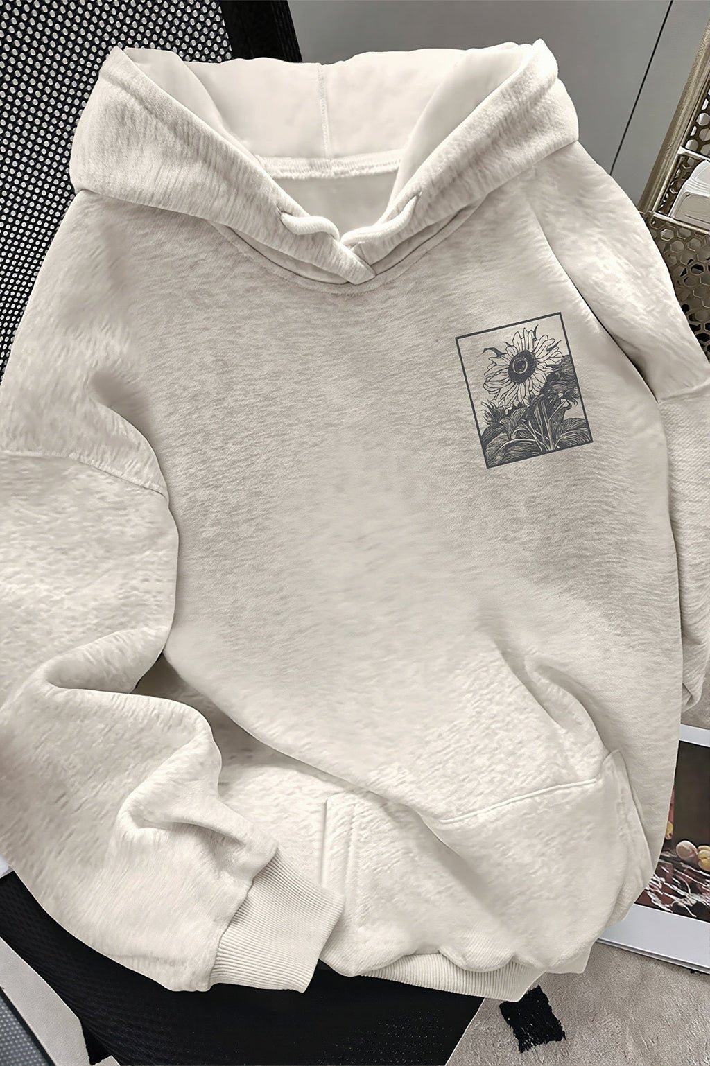 Vintage Graphic Loose Pullover Hoodie