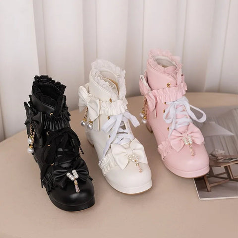 - Zapatos de Lolita de tacón grueso en rosa, blanco y negro con nudo de mariposa y perlas con cordones para mujer, bonitos botines de invierno de princesa para cosplay, talla 42 