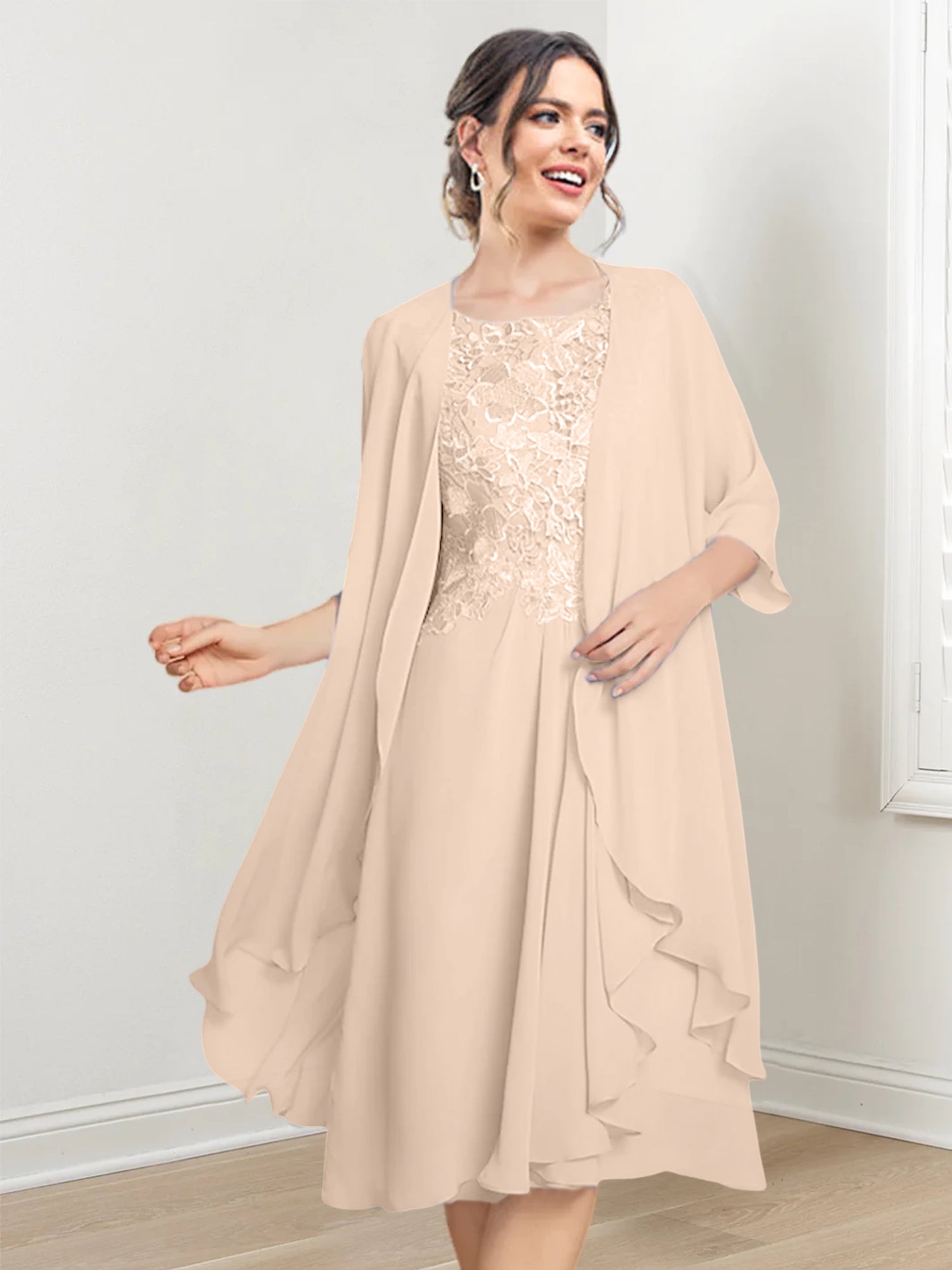 Vestidos de madre de la novia de corte A/princesa con escote redondo y largo hasta la rodilla 