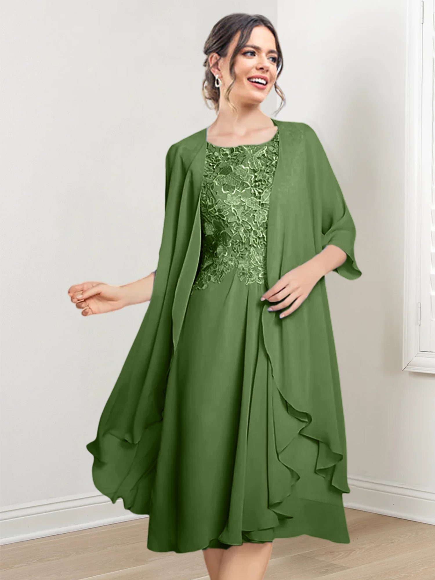 Vestidos de madre de la novia de corte A/princesa con escote redondo y largo hasta la rodilla 