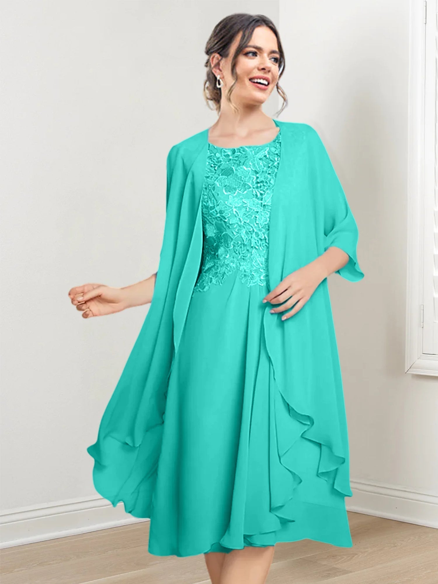 Vestidos de madre de la novia de corte A/princesa con escote redondo y largo hasta la rodilla 