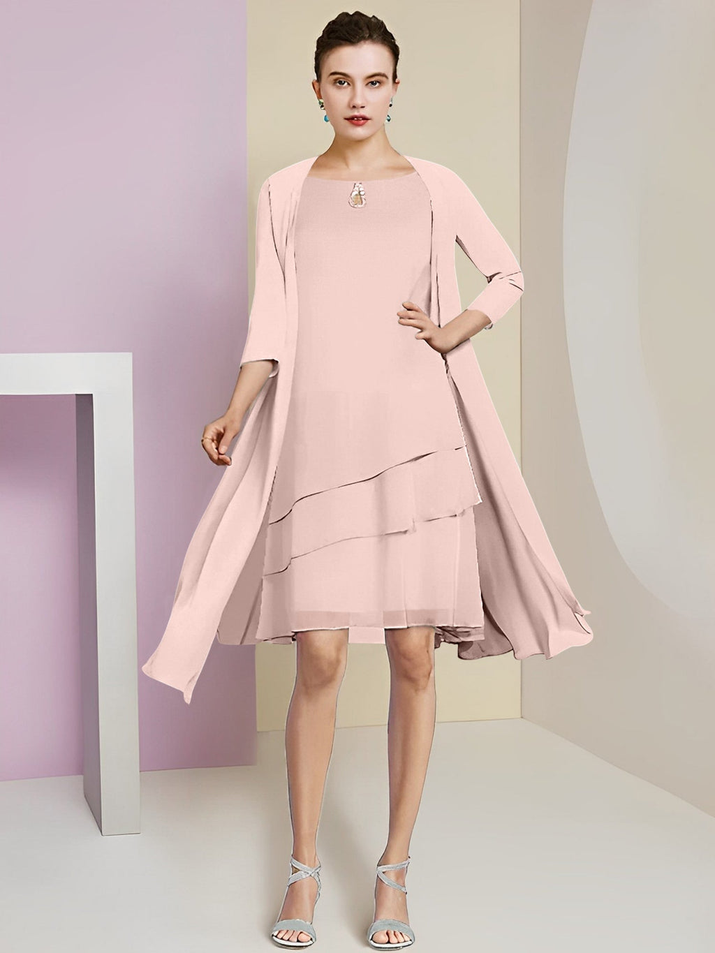 Vestidos de madre de la novia de corte A/princesa con escote joya y largo hasta la rodilla 