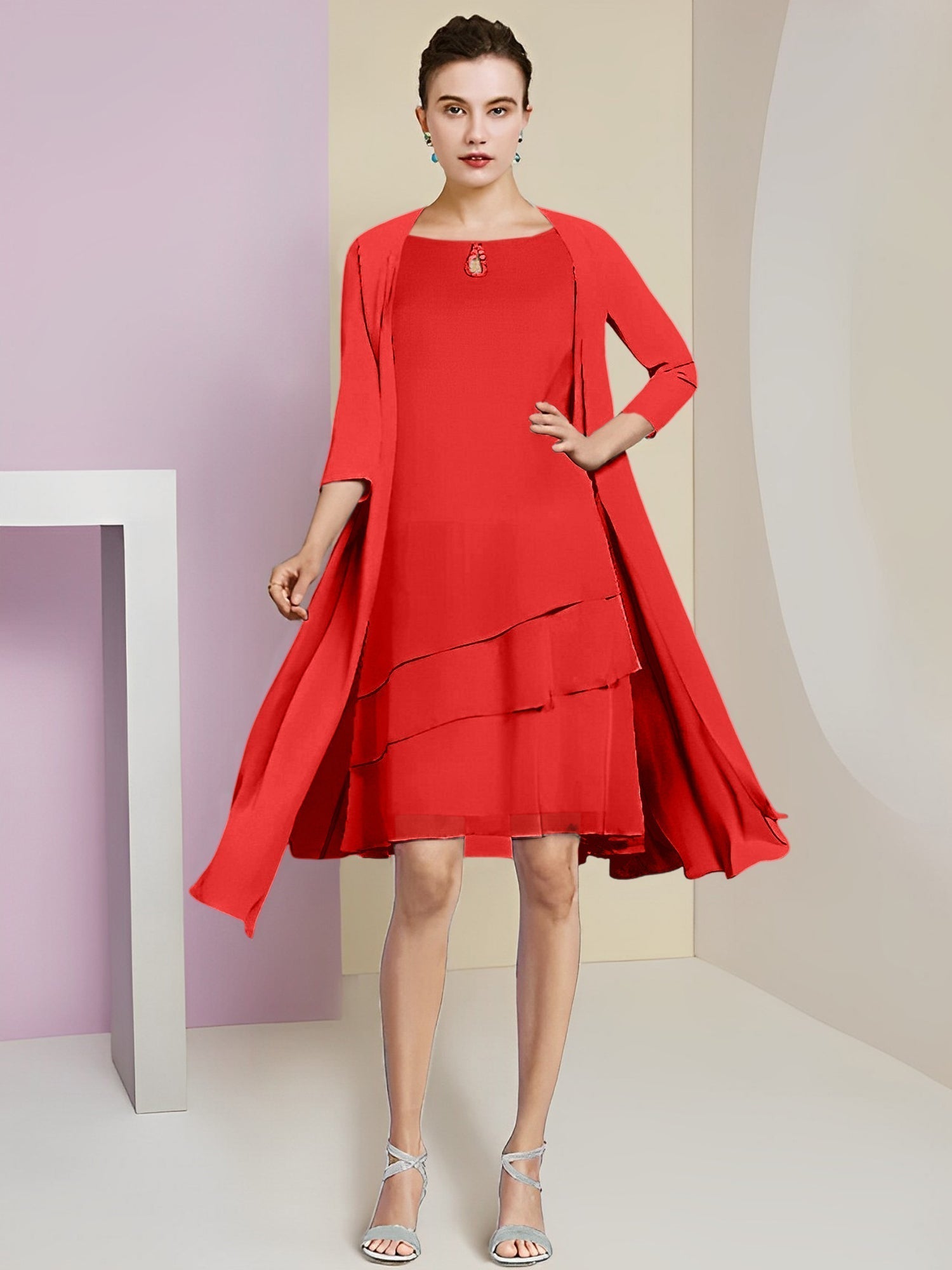Vestidos de madre de la novia de corte A/princesa con escote joya y largo hasta la rodilla 