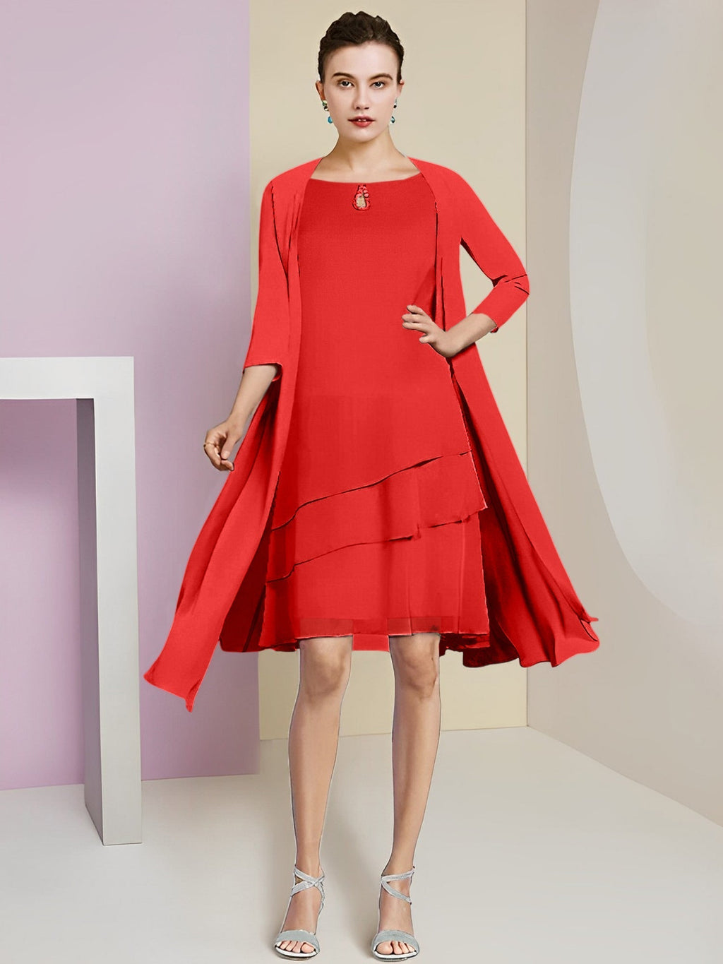 Vestidos de madre de la novia de corte A/princesa con escote joya y largo hasta la rodilla 