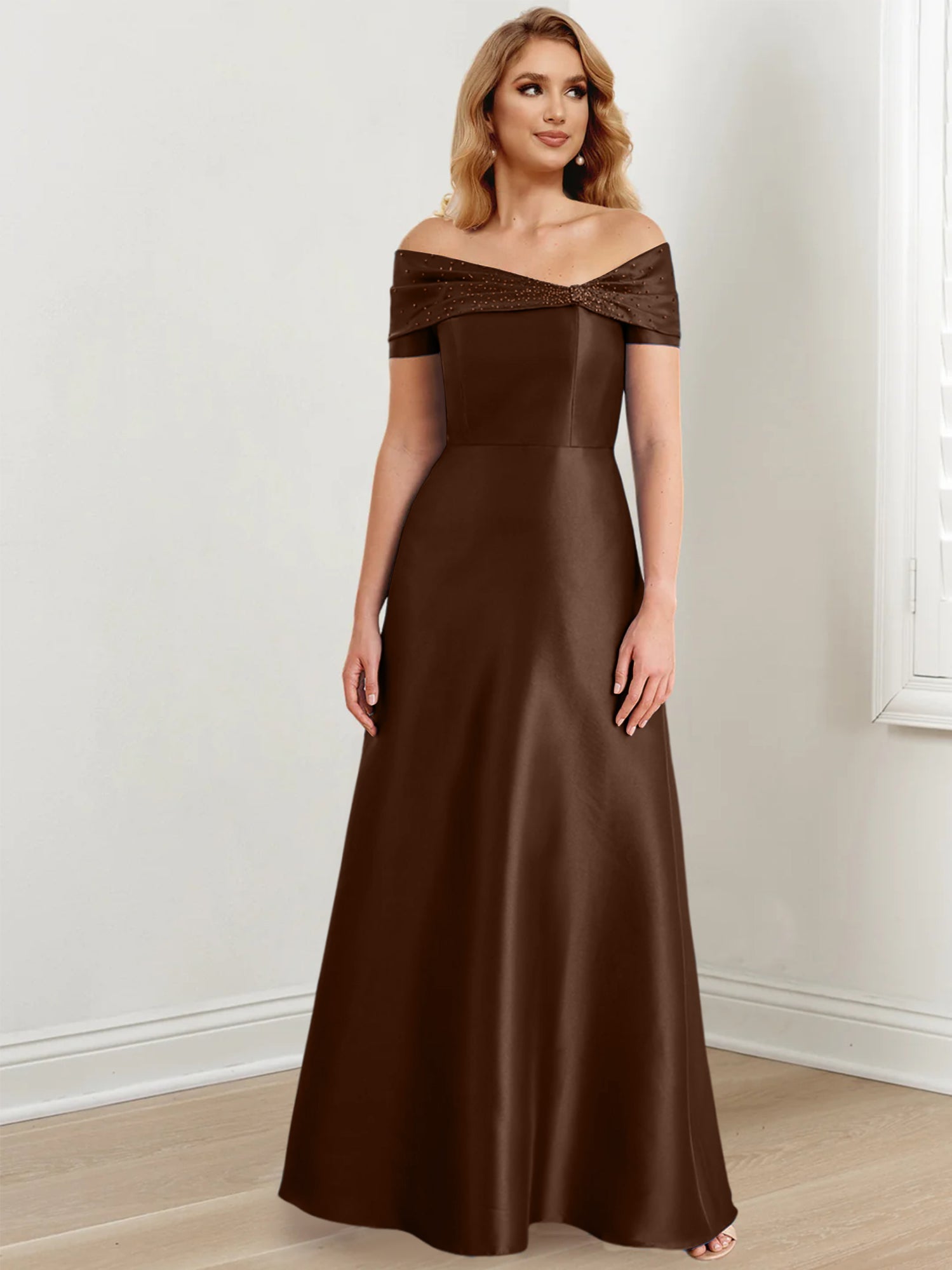 A-Linien-/Prinzessinnen-Kleid mit schulterfreiem Ausschnitt und bodenlang für die Mutter der Braut 