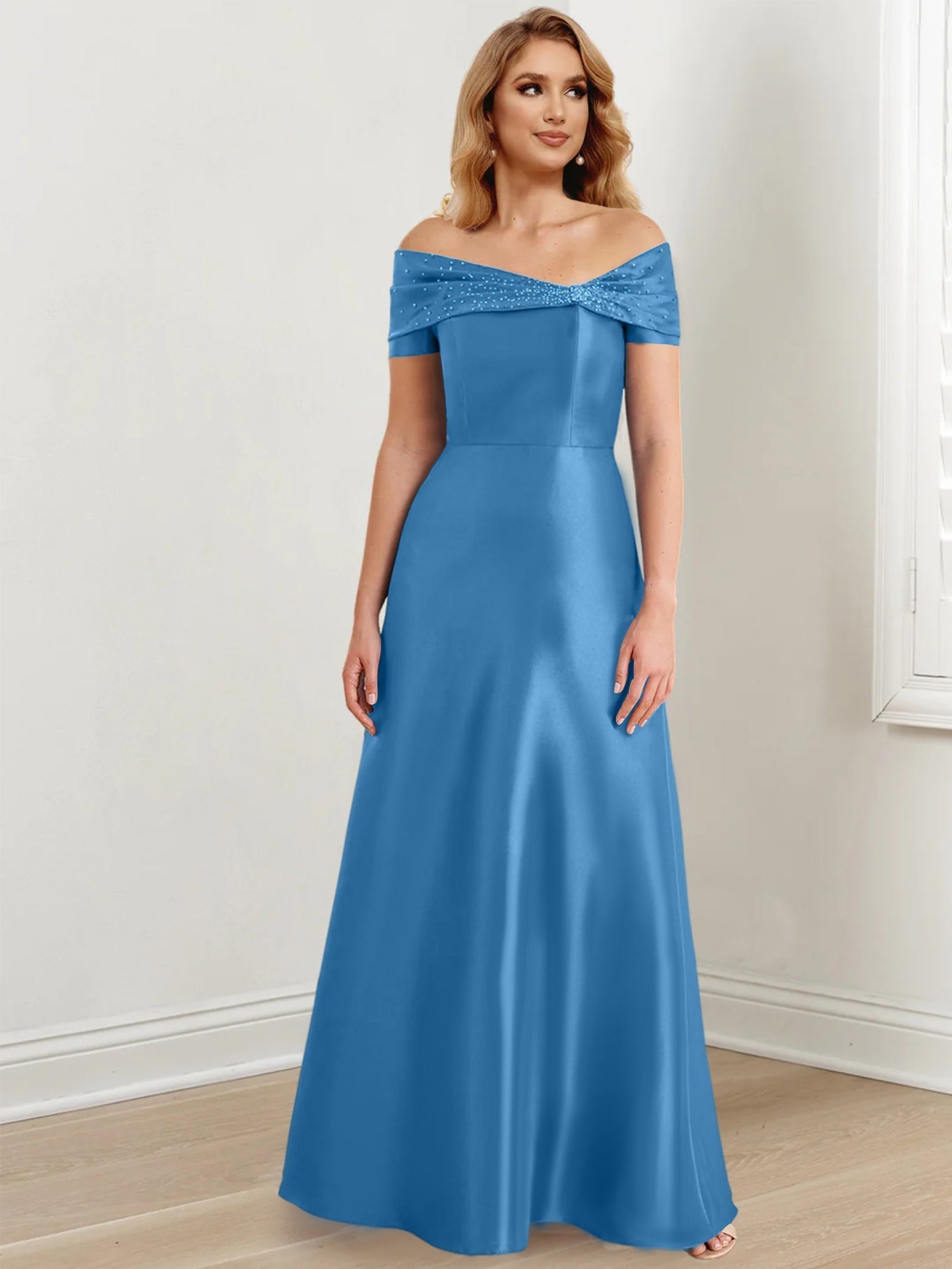 A-Linien-/Prinzessinnen-Kleid mit schulterfreiem Ausschnitt und bodenlang für die Mutter der Braut 