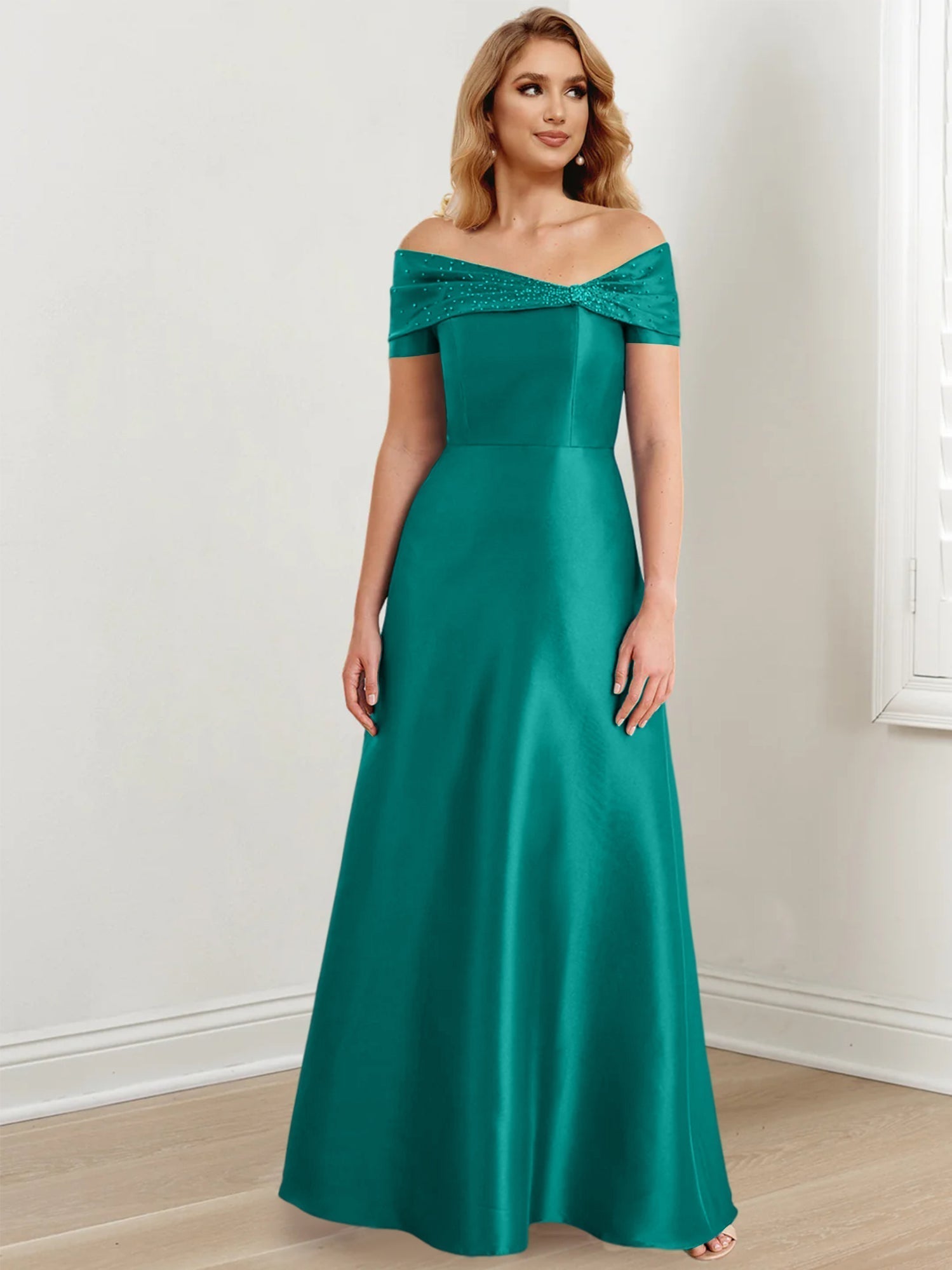 A-Linien-/Prinzessinnen-Kleid mit schulterfreiem Ausschnitt und bodenlang für die Mutter der Braut 