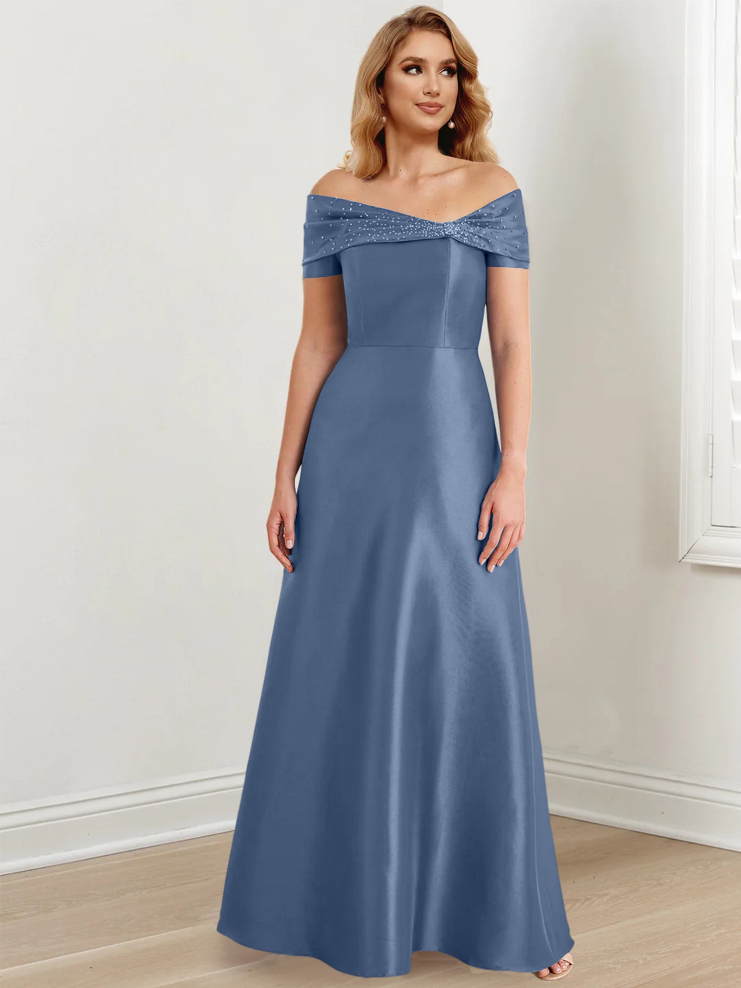 A-Linien-/Prinzessinnen-Kleid mit schulterfreiem Ausschnitt und bodenlang für die Mutter der Braut 