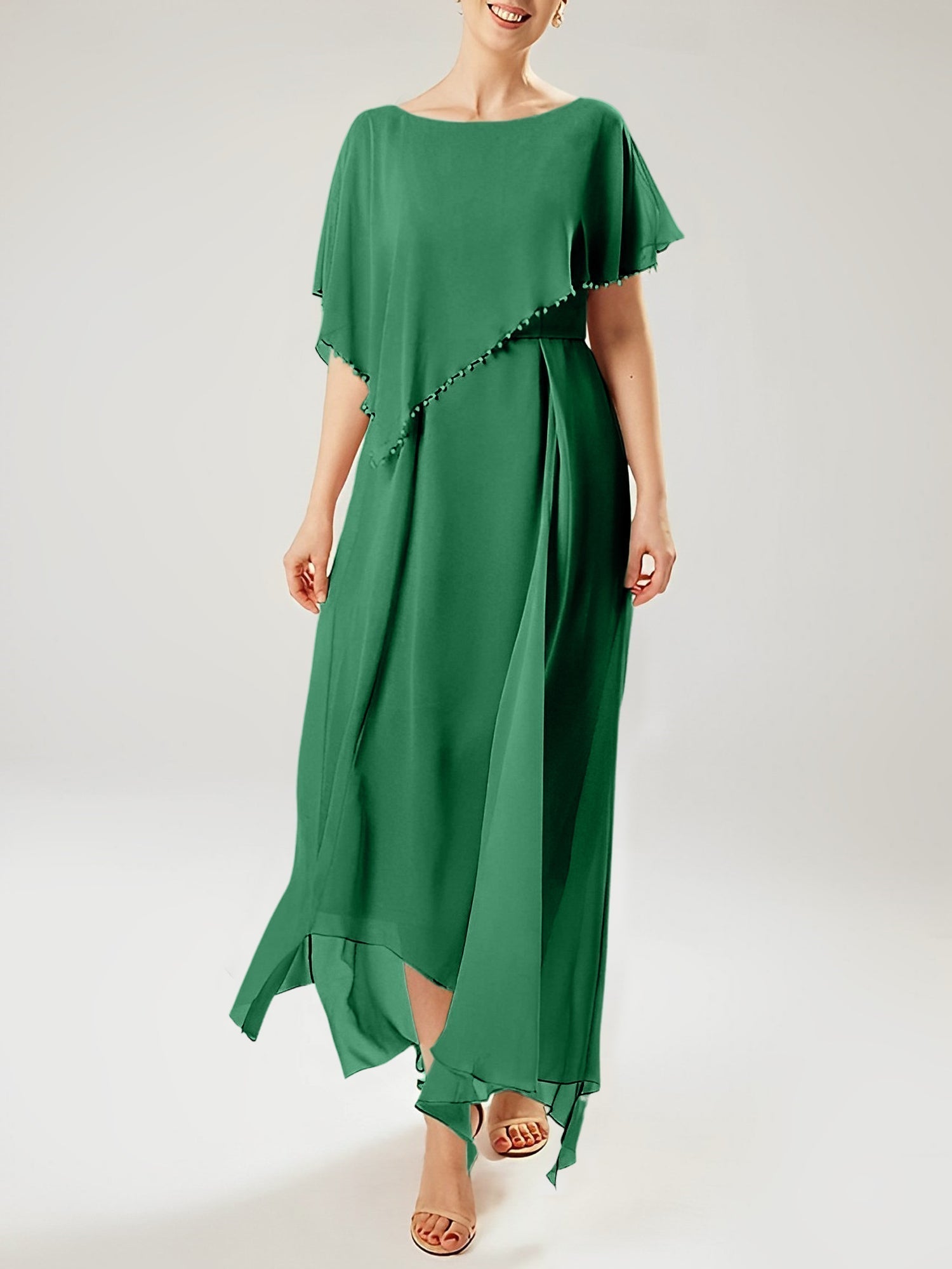 Vestidos de madre de la novia con mangas cortas, corte tubo/columna y borlas 