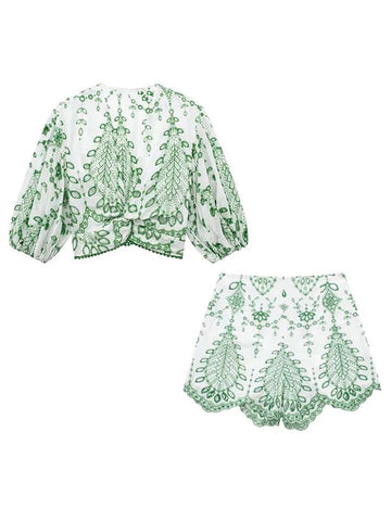 Traje de pantalón corto y blusa Eileen 