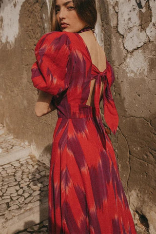 Vestido midi Amelia con mangas globo y efecto tie-dye 