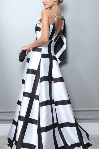 Meet Me in Dubai – Formelles Maxikleid mit Gittermuster und Schulterdekoration 