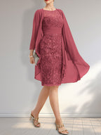 Etuikleid mit Rundhalsausschnitt, Illusion-Effekt, knielang, aus Chiffon mit Spitze, Rüschen und Pailletten – ideal für die Mutter der Braut