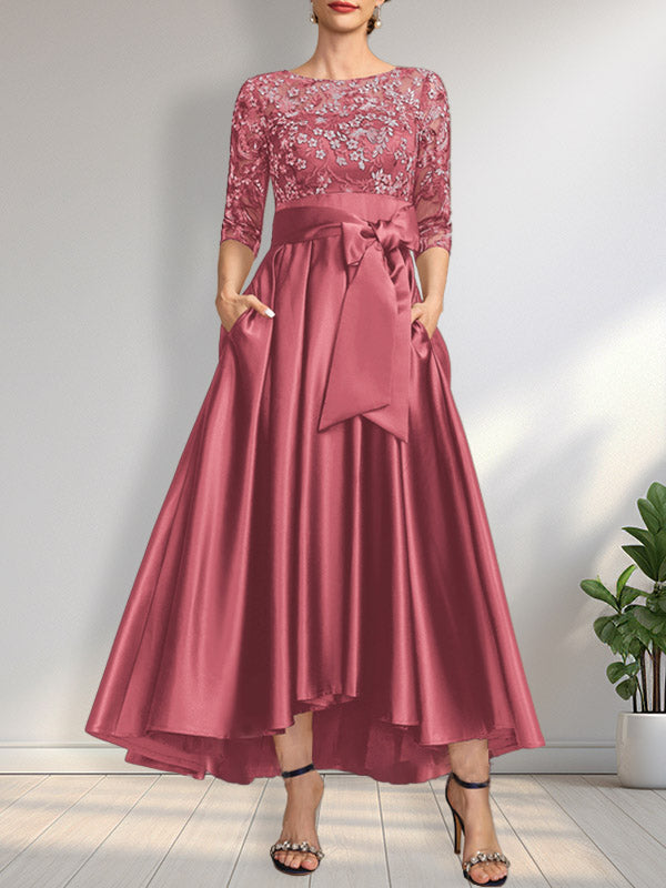 A-Linien-Kleid mit asymmetrischem Ausschnitt, Illusion-Effekt, Satinspitze und Schleife für die Mutter der Braut