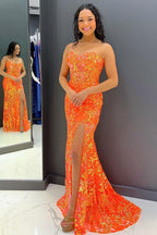 Meerjungfrauen-Abendkleid mit herzförmigem Ausschnitt, orangefarbenen Pailletten und Schlitz vorne
