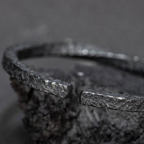 Pulsera vintage con anillo Möbius de plata de ley 