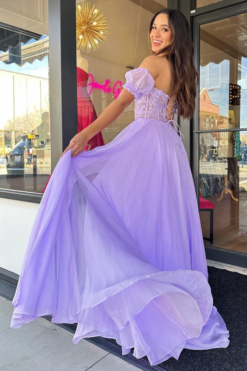 A-Linien-Chiffon-Abendkleid mit herzförmigem Ausschnitt und Puffärmeln