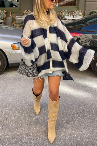 Suéter Meridress con mangas farol, botones, rayas en bloques de color y bufanda