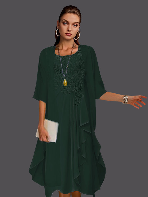 Zweiteiliges, ärmelloses A-Linien-Kleid aus Chiffonspitze mit Faltenapplikationen 