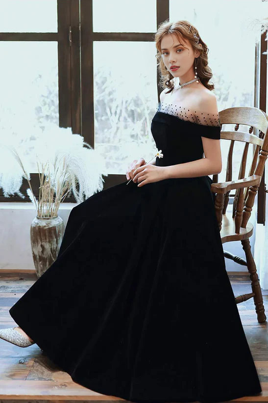 Schulterfreies Samt-Partykleid Abschlussballkleid Abendkleid Hochzeitsgast-Kleider