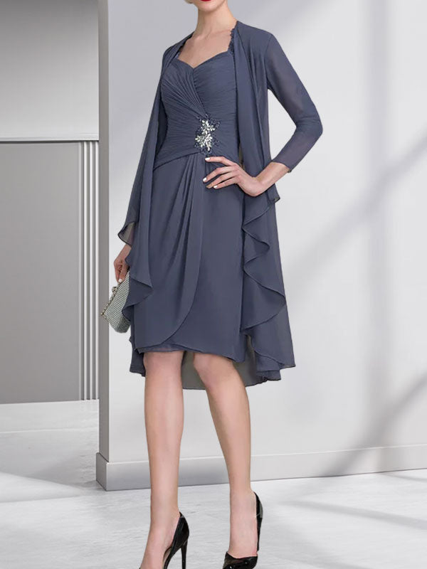 Etuikleid/Säulenkleid mit Herzausschnitt, knielang, aus Chiffon für die Mutter der Braut mit Perlenapplikationen, Spitze, Pailletten und Falten