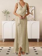 A-Linien-Kleid mit V-Ausschnitt, Raffungen und metallisch schimmerndem Netzstoff
