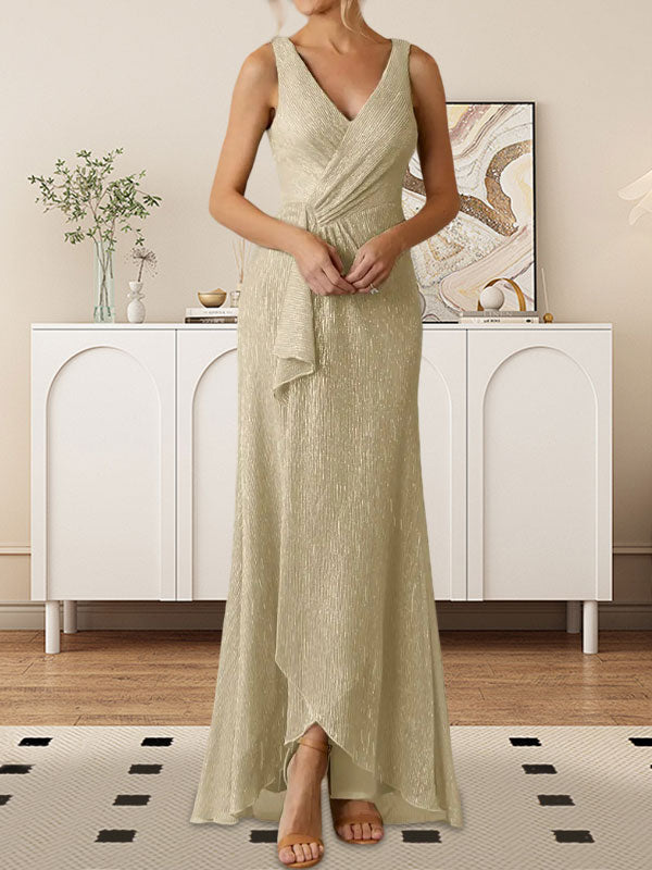 Vestido de malla metálica fruncida con escote en V y corte A