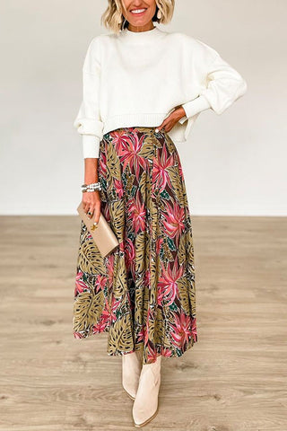 Kurzer Strickpullover mit Rundhalsausschnitt und seitlichem Schlitz