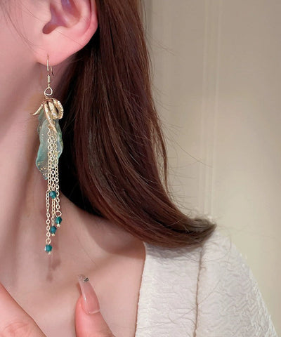 Pendientes colgantes con borlas de cristal acrílico de aleación asimétrica verde claro de moda 