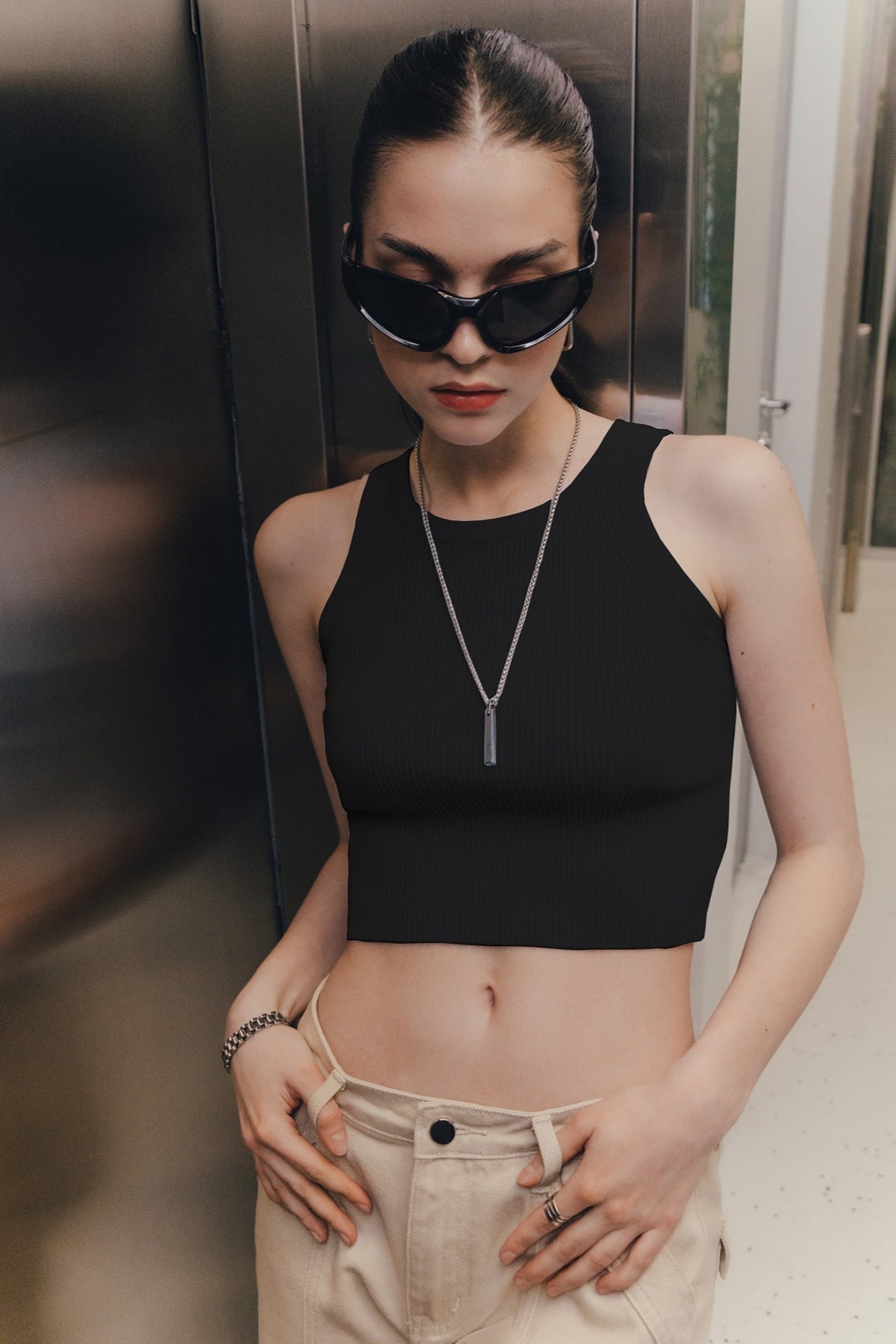 Solid Cropped Knit Top