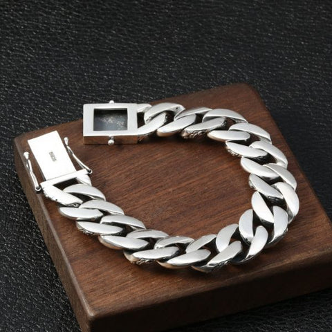 Pulsera de cadena de eslabones tallada en plata de ley 