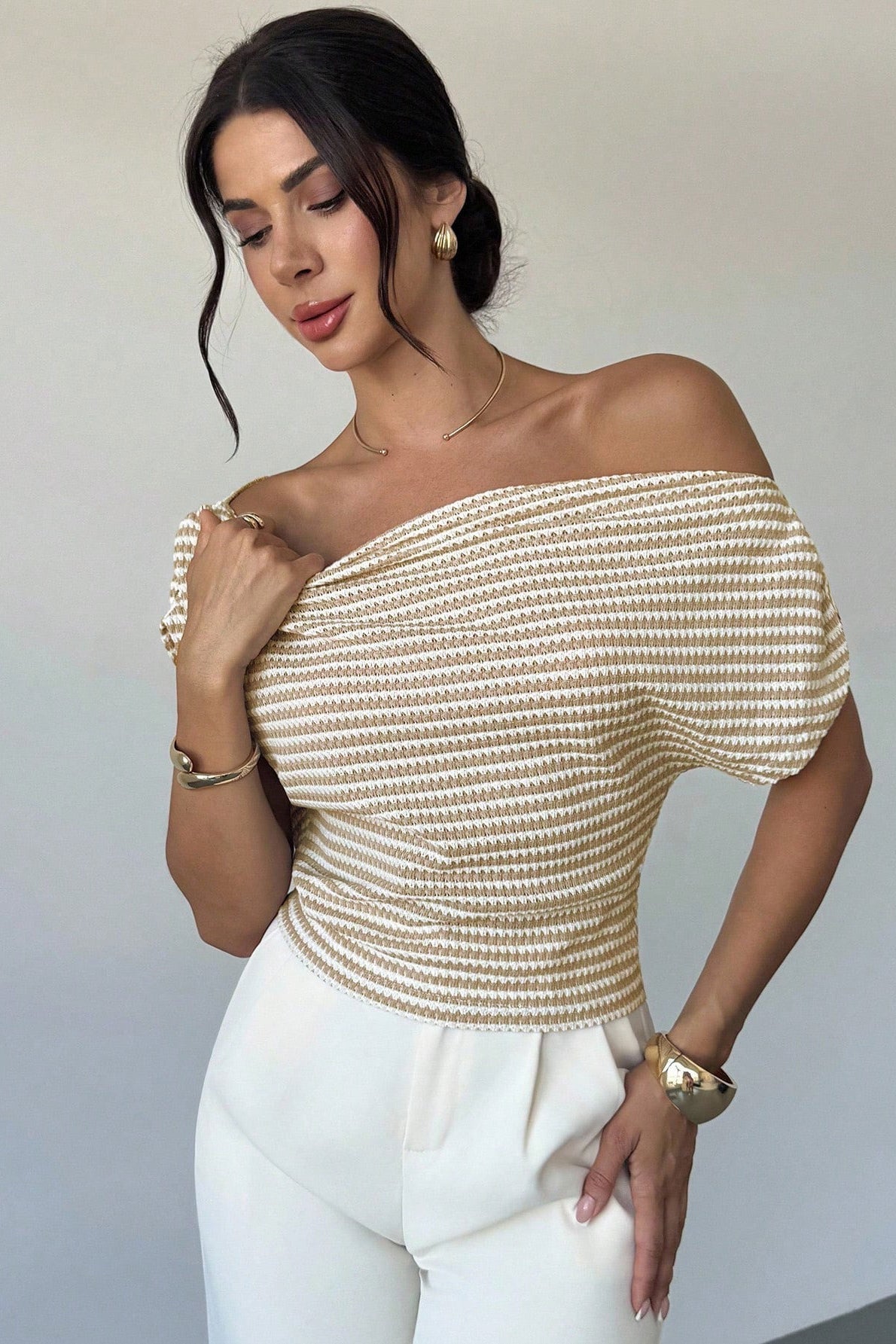 Chic Cold Shoulder Stripe Short Sleeve Knit Blouse