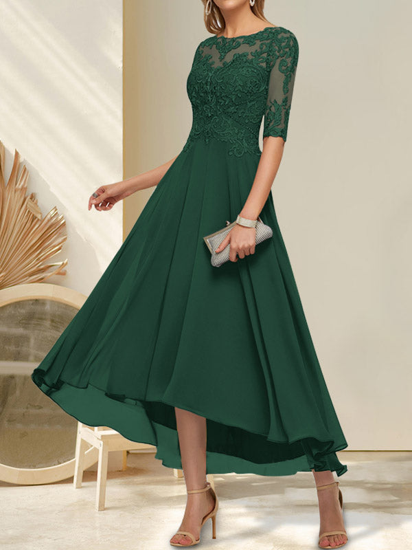 Vestido de madre de la novia de gasa asimétrica con escote barco, ilusión, encaje y lentejuelas con abalorios.