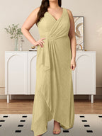 A-Linien-Kleid mit V-Ausschnitt, Raffungen und metallisch schimmerndem Netzstoff