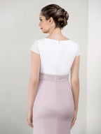 Vestidos de madre de la novia con corte tubo/columna, chaqueta y cuentas 