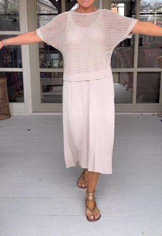 Traje de dos piezas con vestido informal con tirantes y blusa hueca 