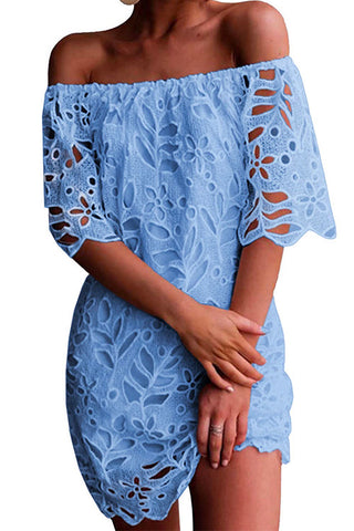 Meridress – Schulterfreies Etuikleid aus Spitze mit Aussparungen