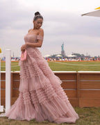 Vestido de fiesta de tul con volantes y hombros descubiertos, corte princesa A