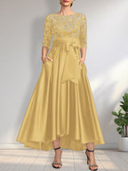A-Linien-Kleid mit asymmetrischem Ausschnitt, Illusion-Effekt, Satinspitze und Schleife für die Mutter der Braut