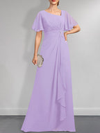 A-Linien-Kleid aus Chiffon in Bodenlänge mit asymmetrischem Schnitt, plissiert und mit Pailletten und Perlenstickerei