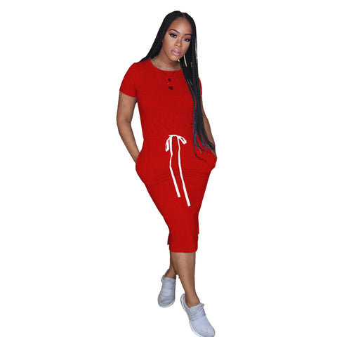 Vestido midi básico de color liso con cintura elástica y manga corta: vestido cómodo y elegante para mujer. 