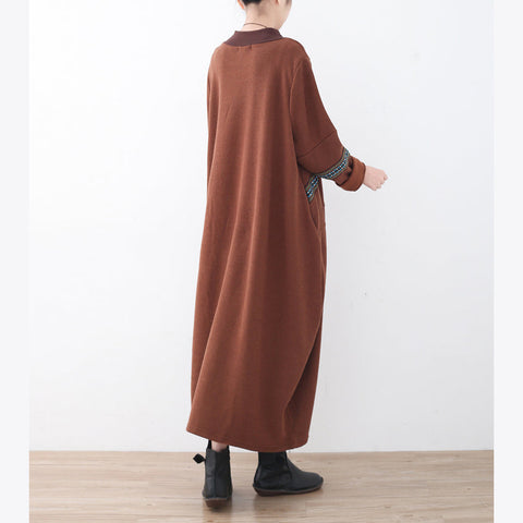 Boutique braunes Pulloverkleid Herbstmode Patchwork Pullover feines High Neck Winterkleid 