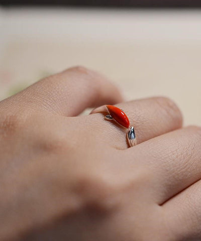 Anillos abiertos vintage de carpa con brocado en plata de ley roja 