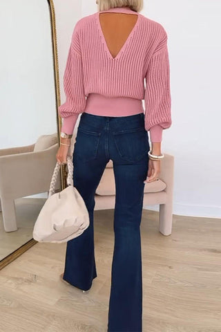 Rundhals-Strickpullover mit Cut-Outs auf der Rückseite